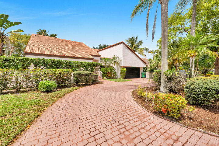 Property Photo:  5040 NW 88th Lane  FL 33067 