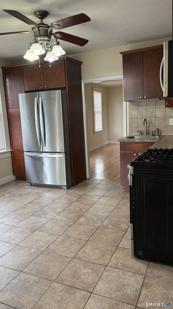 Property Photo:  38 Hillside Avenue  CT 06062 