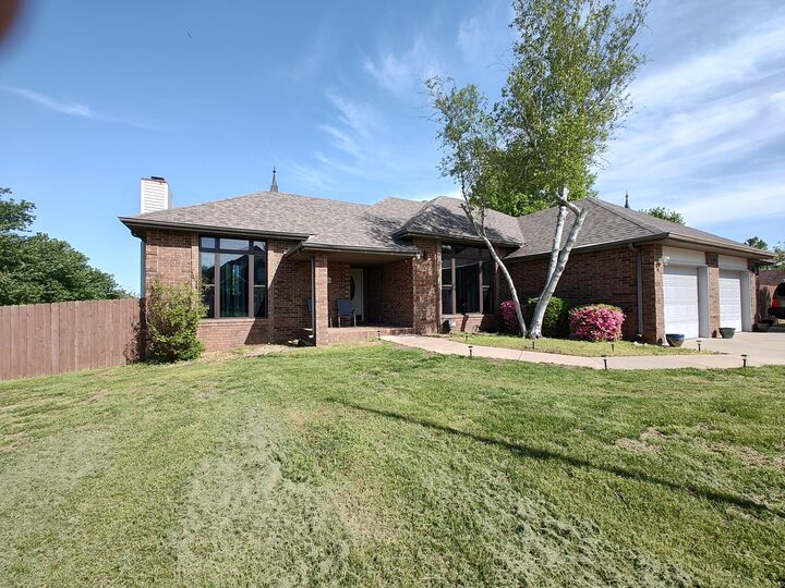 Property Photo:  2020 N Equestrian Lane  MO 65714 