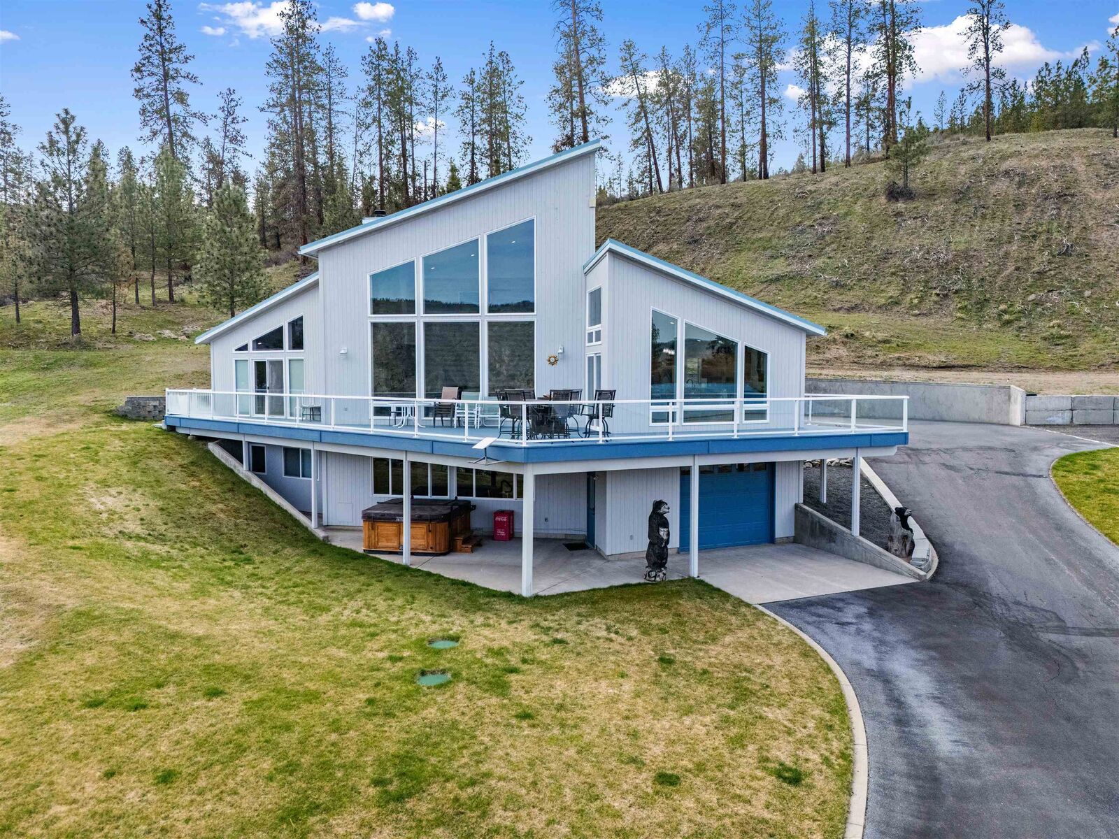 Property Photo:  16540 &Amp 16548 Whitelaw Rd. E  WA 99185 