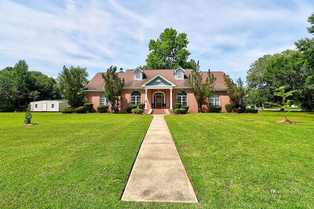 Property Photo: 100 Willow Oaks Drive AL 36345