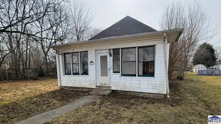 Property Photo:  2031 5th Avenue  IN 47807 