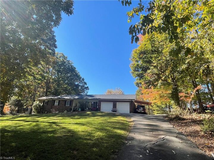 Property Photo:  357 Holly Hill Street  NC 28659 