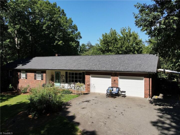 Property Photo: 357 Holly Hill Street NC 28659