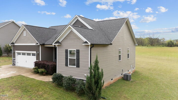 Property Photo:  24 Carolina Landing Drive  NC 27597 
