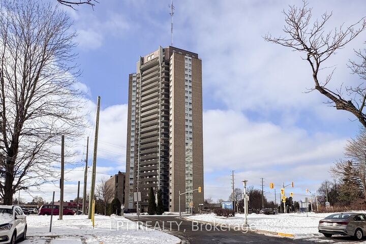 Property Photo: 1380 Prince Of Wales Drive 802 ON K2C 3N5