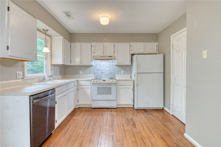 Property Photo:  2815 Oak Hill Drive  VA 23185 