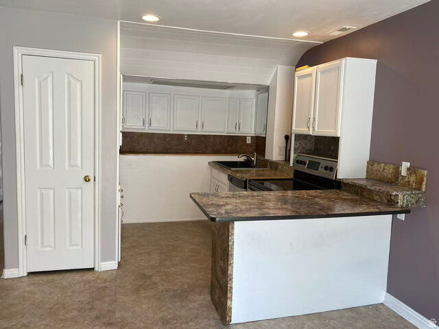 Property Photo:  1443 W Vironcia Way S  UT 84119 