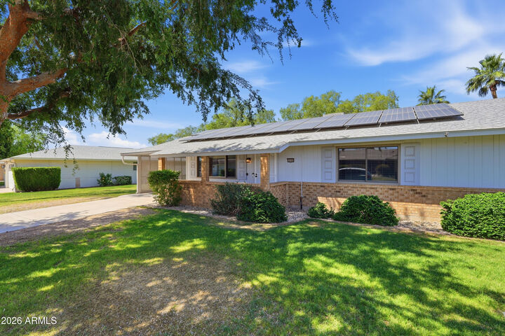 Property Photo:  10105 W Kingswood Circle  AZ 85351 