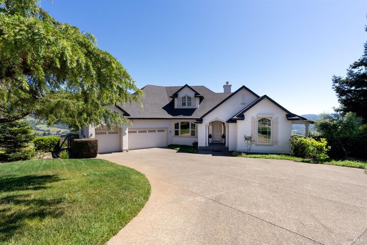 Property Photo: 3682 Rocky Knoll Way CA 95404