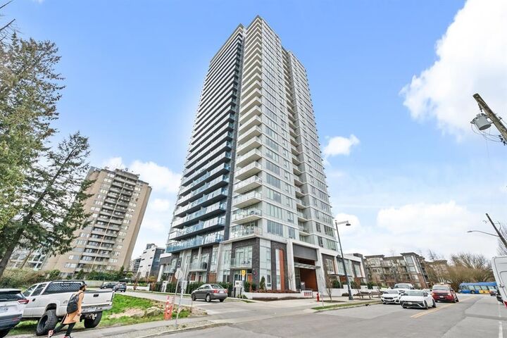 13428 105 Avenue 906 — photo 1