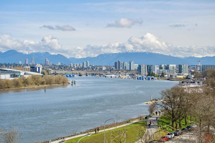 6833 Pearson Way 605 — photo 1