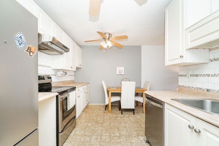 Property Photo: 8635 120 Street 135B BC V4C 6R5