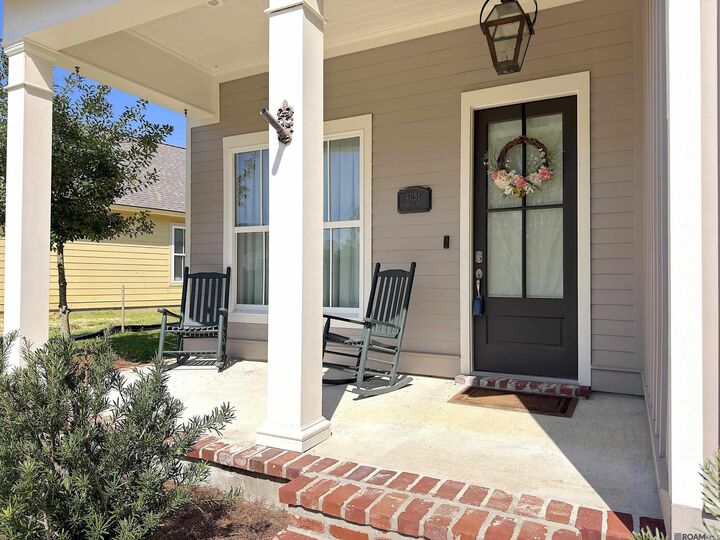 Property Photo:  4051 Memorial Square  LA 70791 