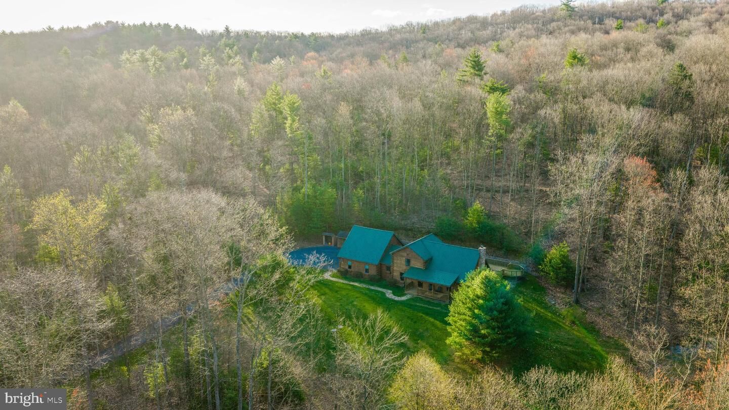 Property Photo:  9 Irish Road  PA 17068 