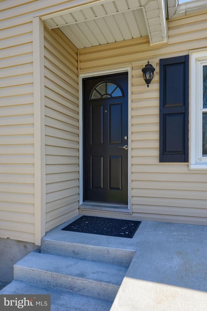 Property Photo:  2581 Mayfield Street  PA 17406 