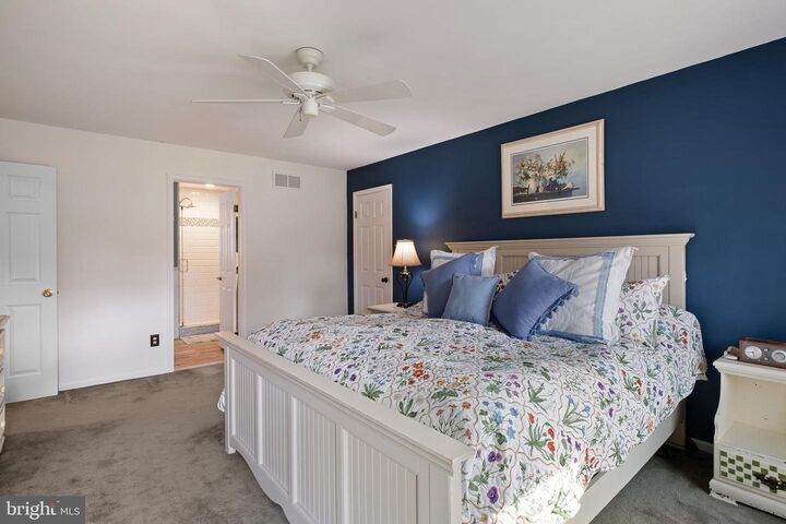 Property Photo:  16 Revelstone Drive  DE 19711 