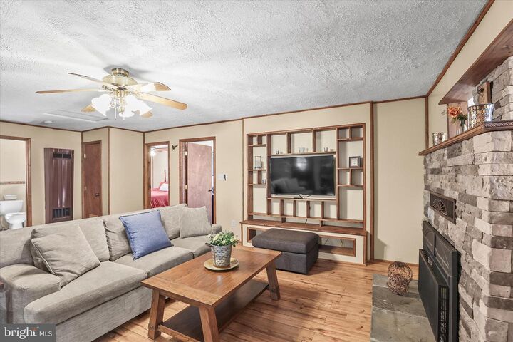 Property Photo: 120 Timber Lane PA 17304