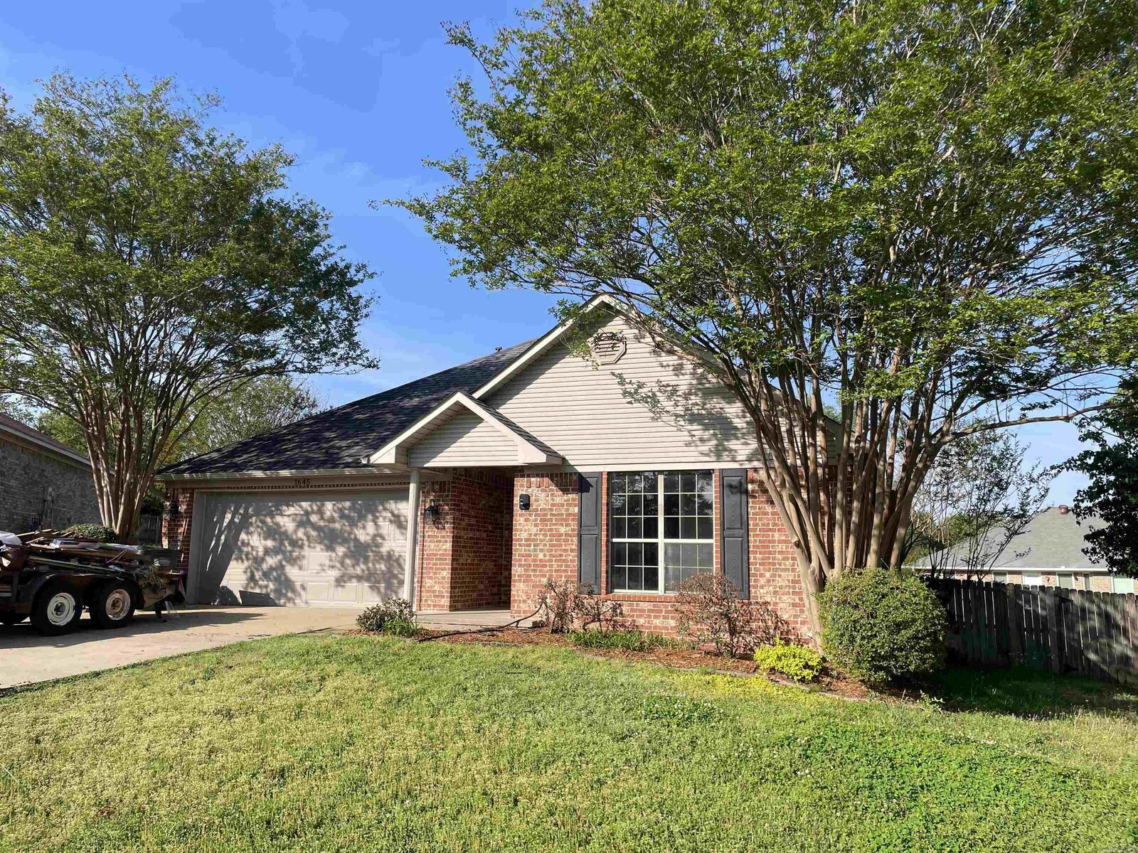 Property Photo: 1645 Buckhorn Circle AR 72034
