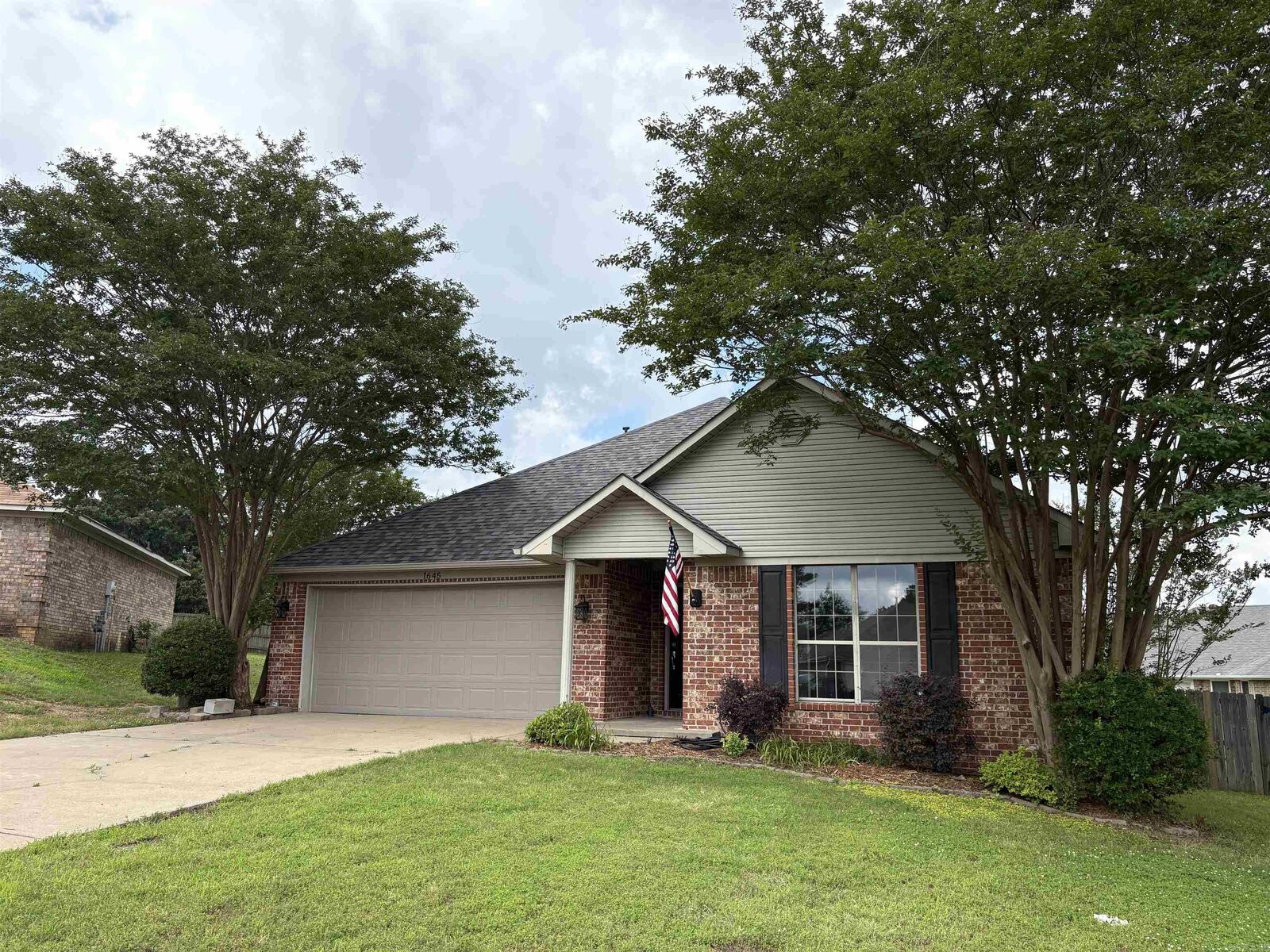 Property Photo:  1645 Buckhorn Circle  AR 72034 