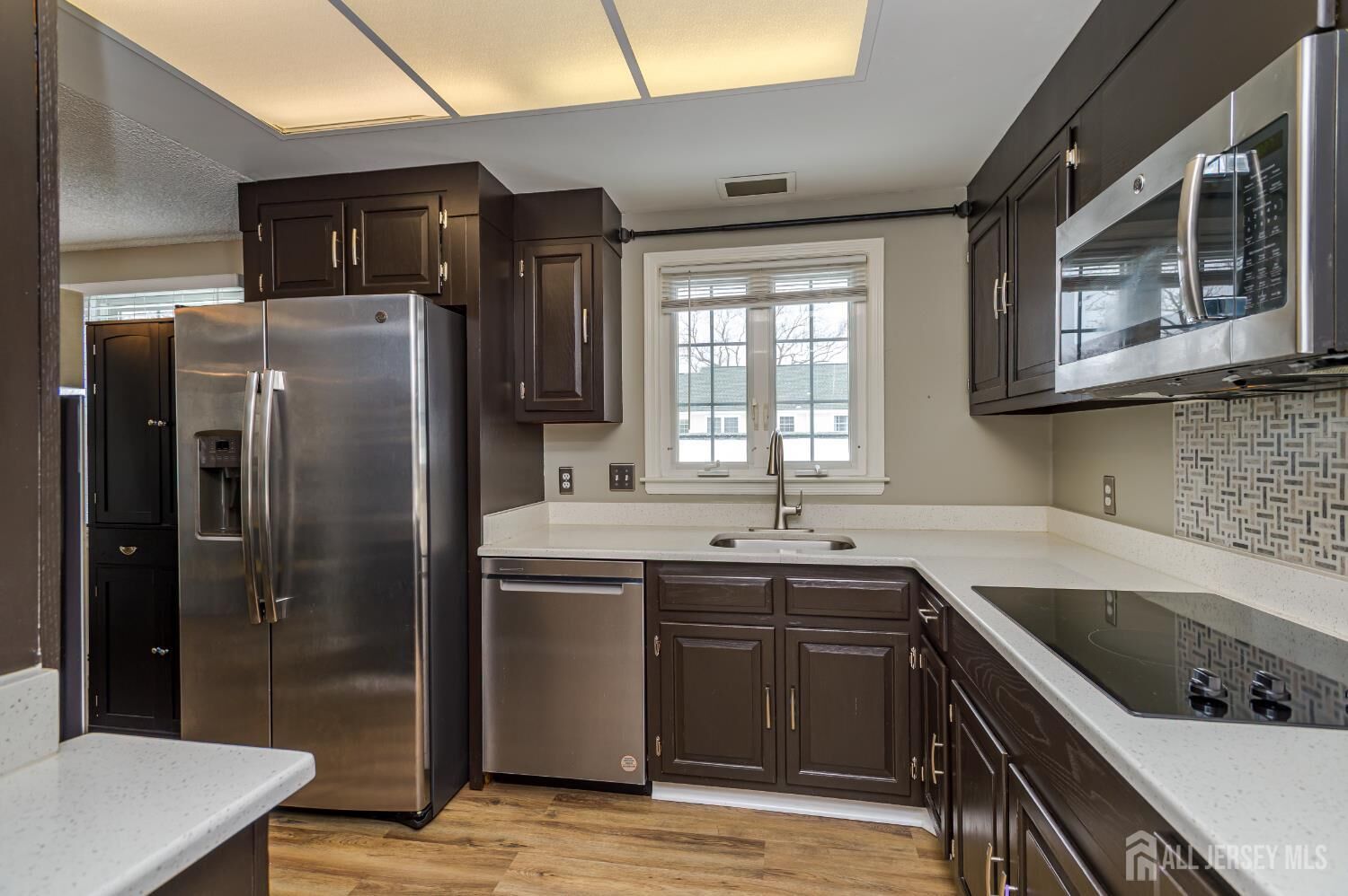 Property Photo: 217 Mayflower Way O NJ 08831