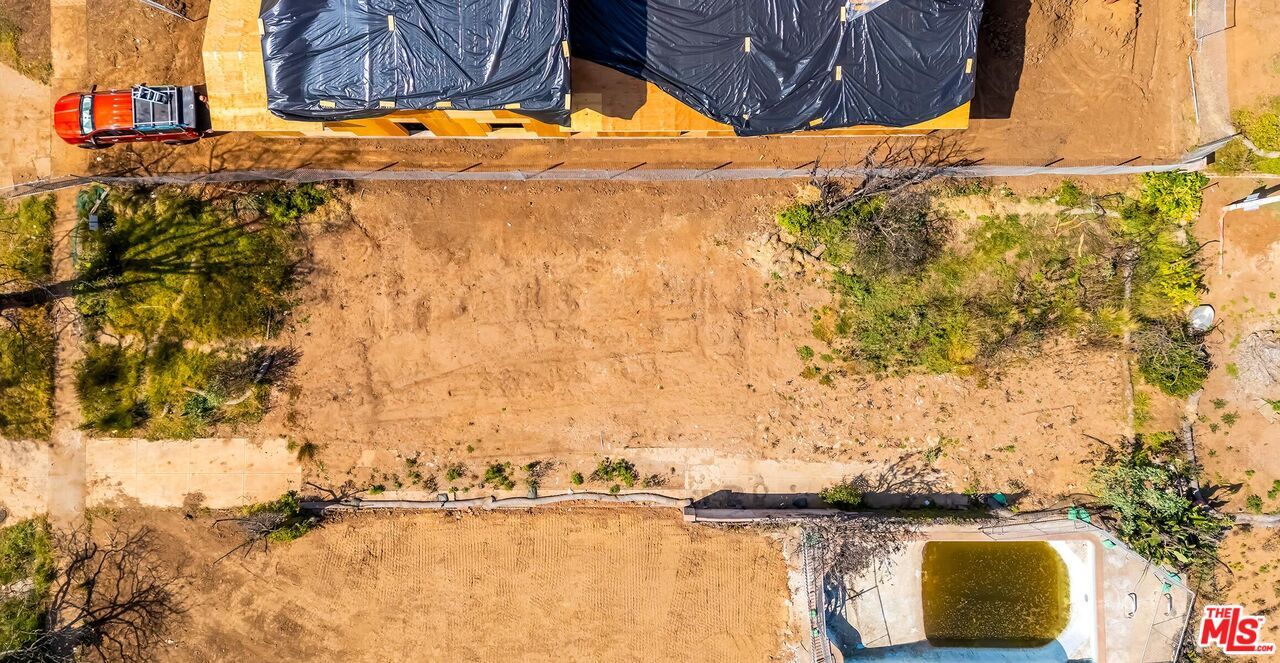 Property Photo: 914 Fiske St CA 90272