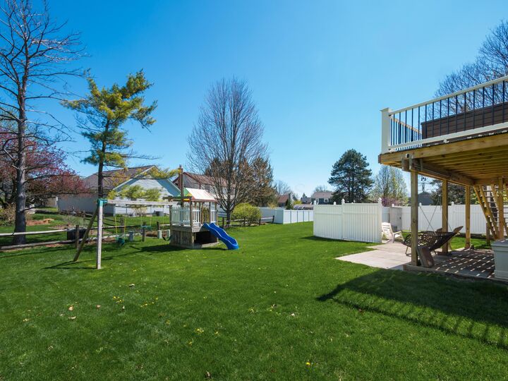 Property Photo:  4794 Augustus Court  OH 43026 