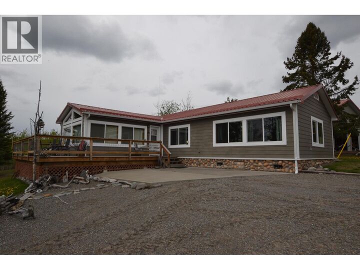 4008 Puntzi Lake Road — photo 1