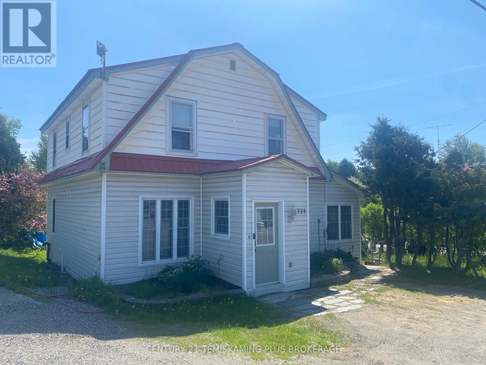 Property Photo:  6739 Hwy 11 N Highway  ON P0H 2H0 