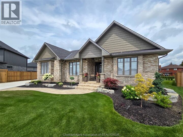 Property Photo:  7 Tracy Drive  ON N7M 0S8 