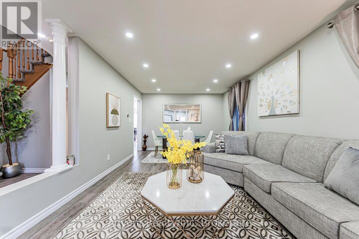 Property Photo:  16 Hibbard Drive  ON L1Z 1J7 
