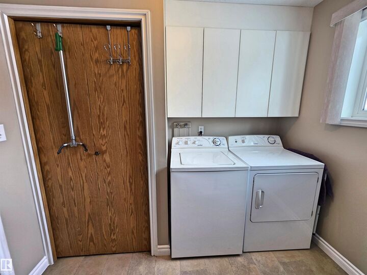 Property Photo: 58310 Range Road 101 AB T0A 3A0