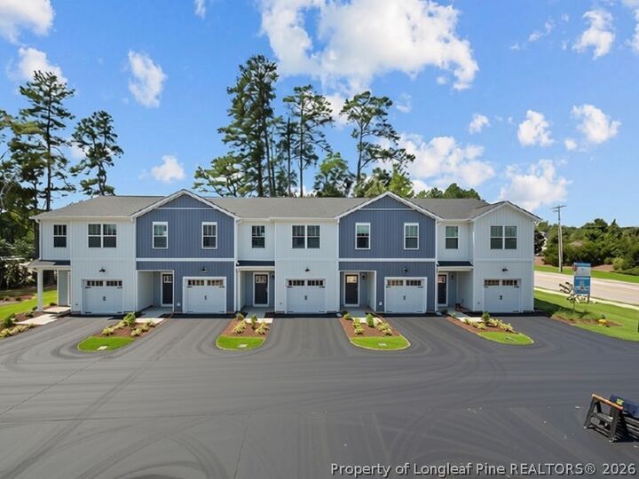 Property Photo:  1704 Florshine Way  NC 28312 