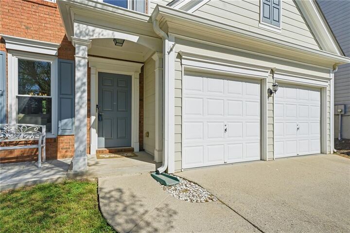 Property Photo:  6160 Turfway Dr  GA 30040 