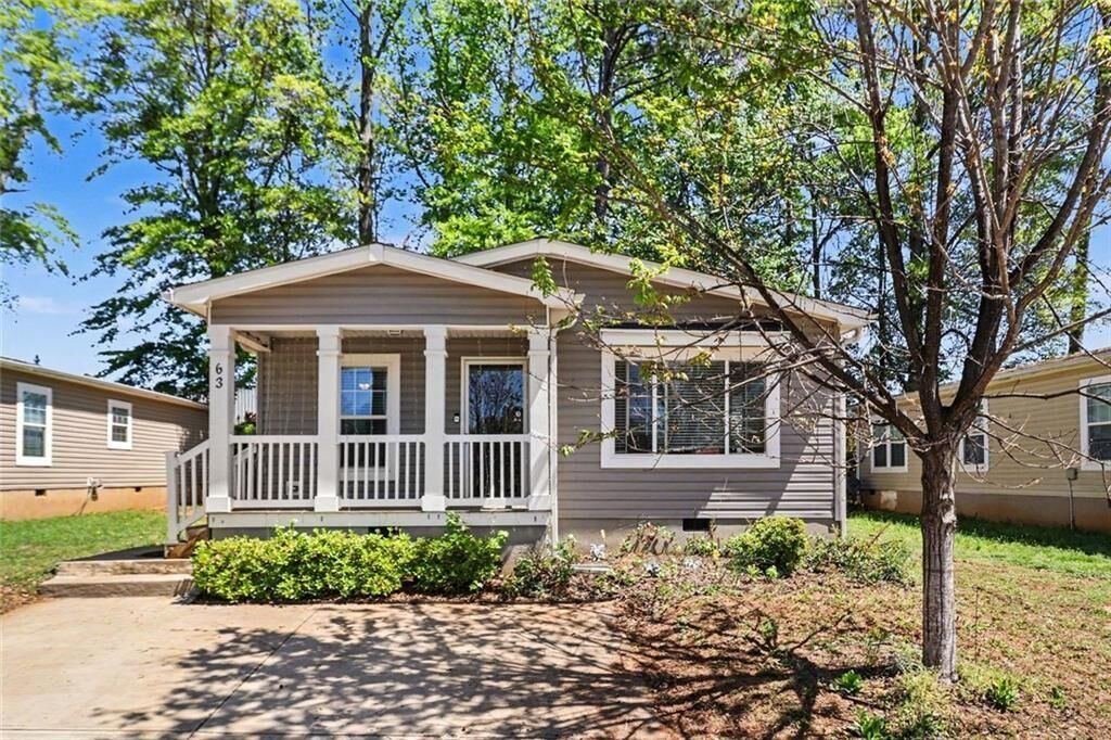 Property Photo:  63 Willow Drive E  GA 30263 