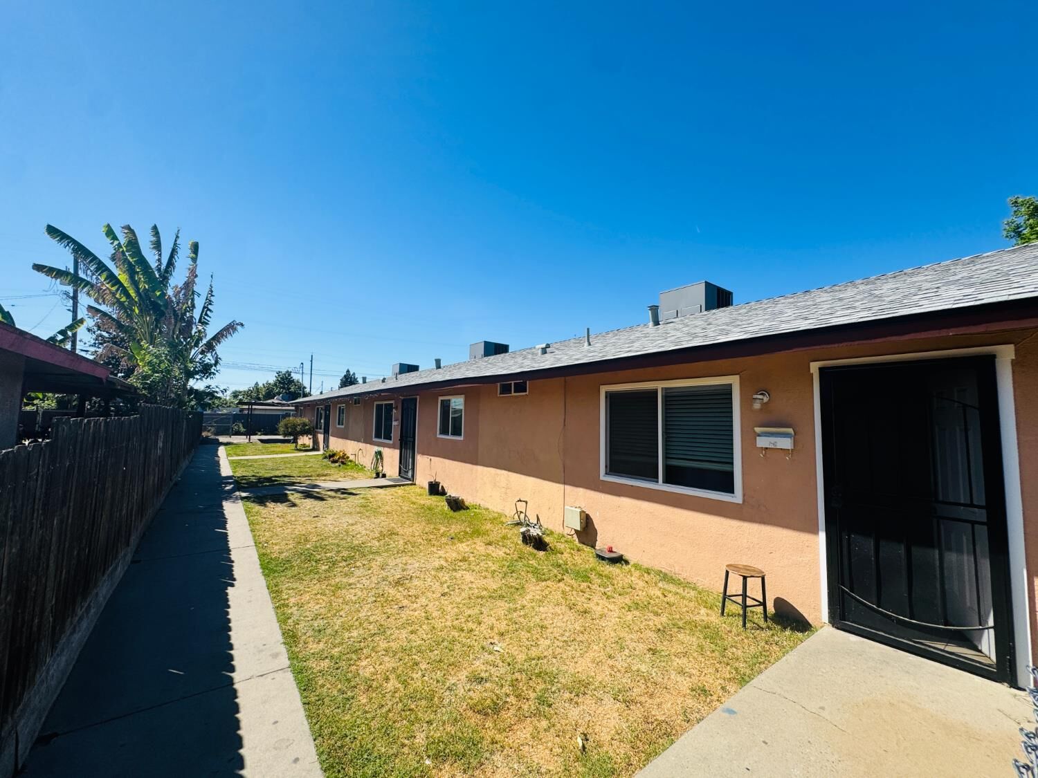 Property Photo:  1335 Olive Avenue  CA 93657 