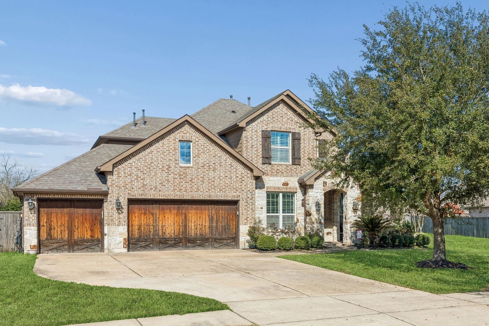 Property Photo: 29918 Valley Terrace Drive TX 77441
