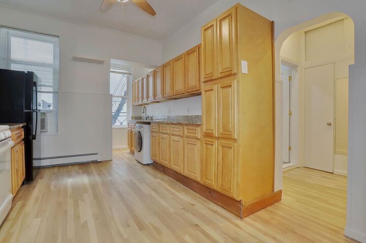 Property Photo:  402 Grand St 202  NJ 07030 