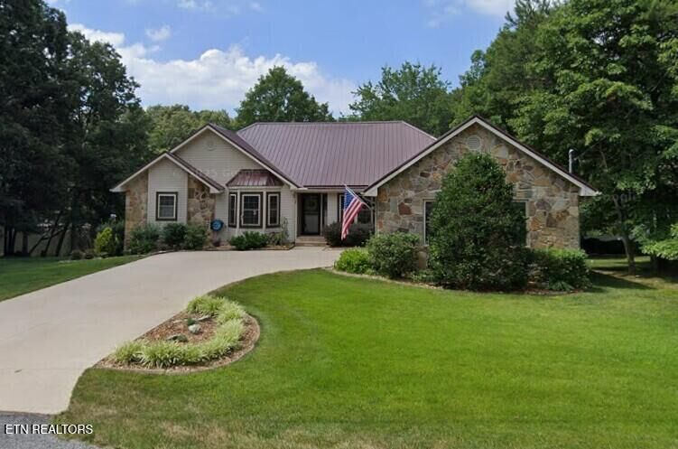 Property Photo:  14 Windsor Point  TN 38558 