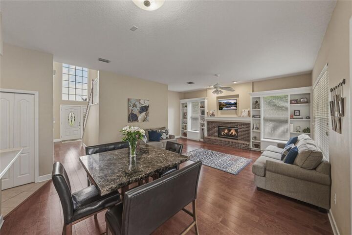 Property Photo: 5104 Whispering Leaf Trail FL 33596