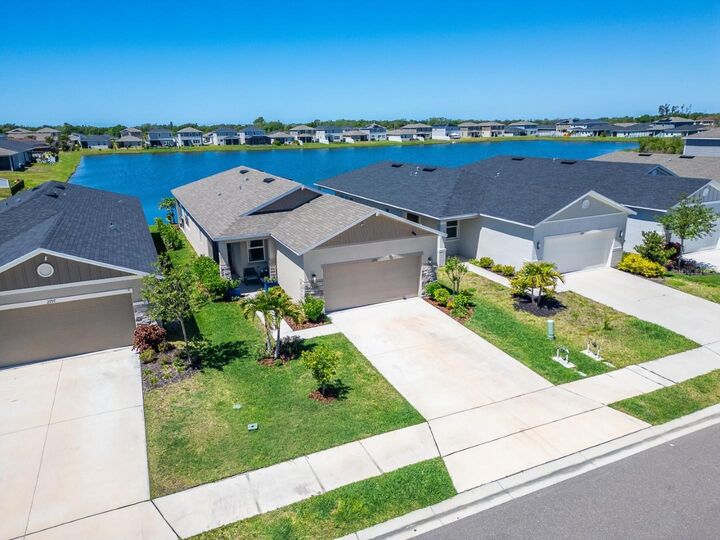 Property Photo:  2793 89th Street Circle E  FL 34221 