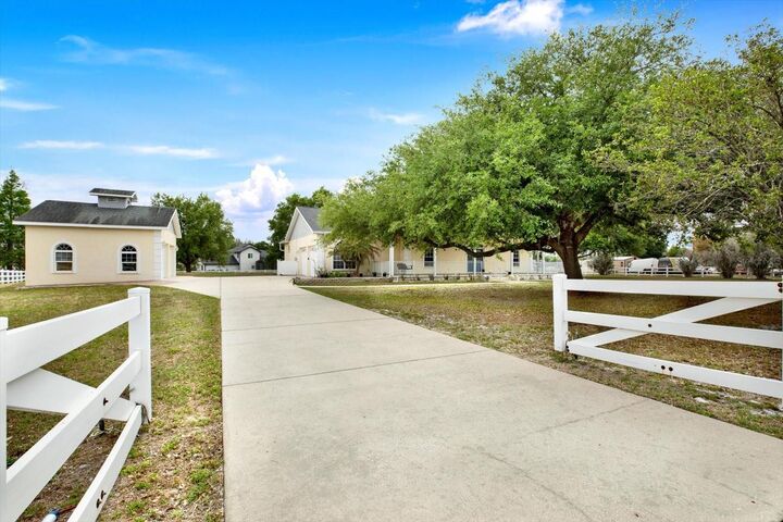 Property Photo:  4217 Chase Drive  FL 33543 