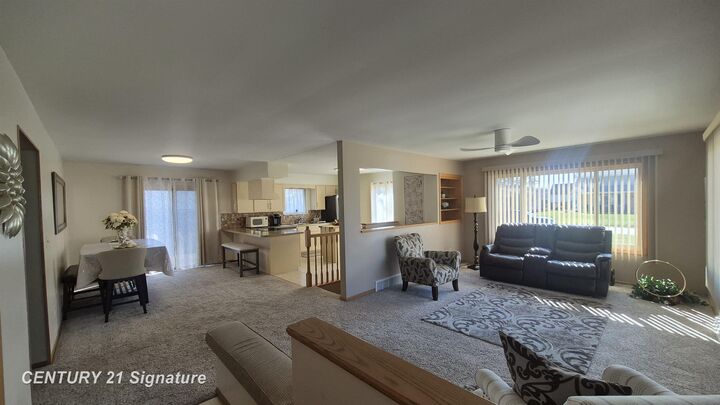 Property Photo:  652 N Frost Drive  MI 48638 