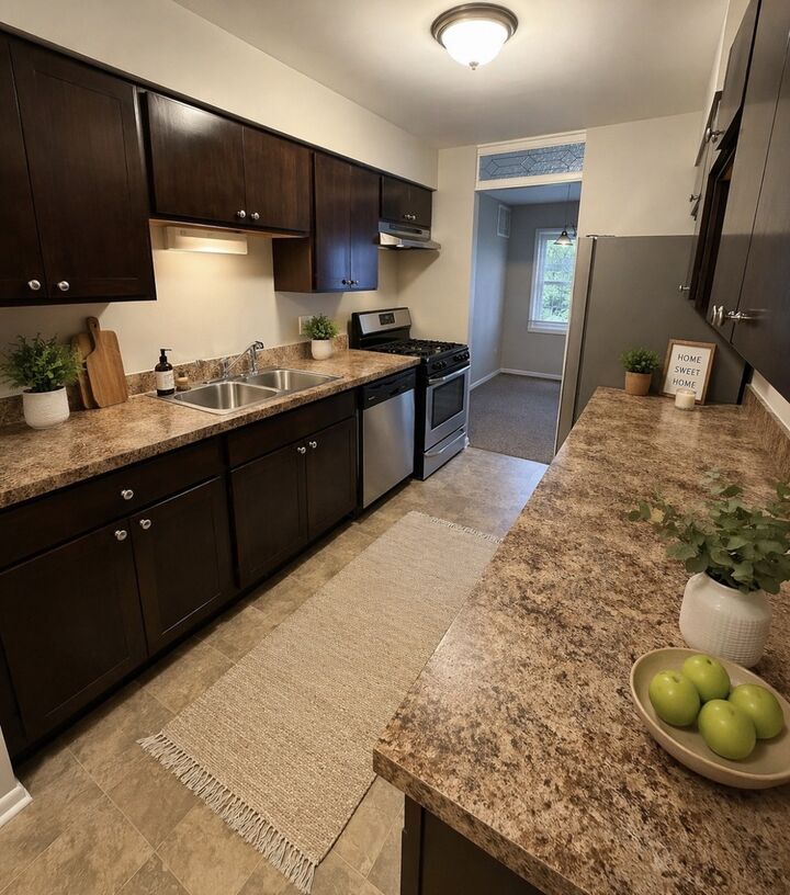 Property Photo:  2920 Roberts Drive 8  IL 60517 