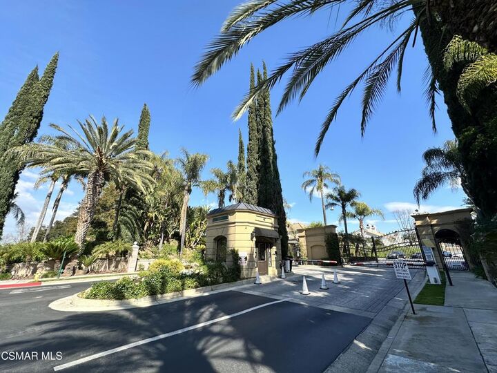 Property Photo:  4328 Park Verdi  CA 91302 