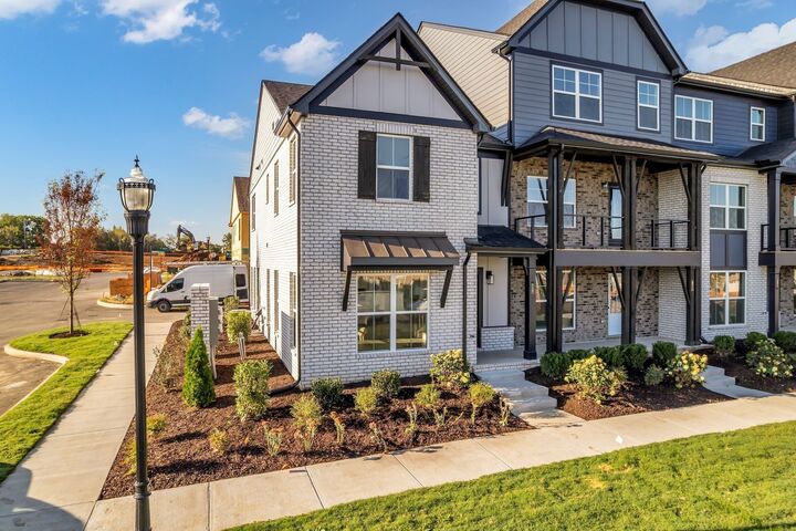 Property Photo: 514 Mantes Aly TN 37075