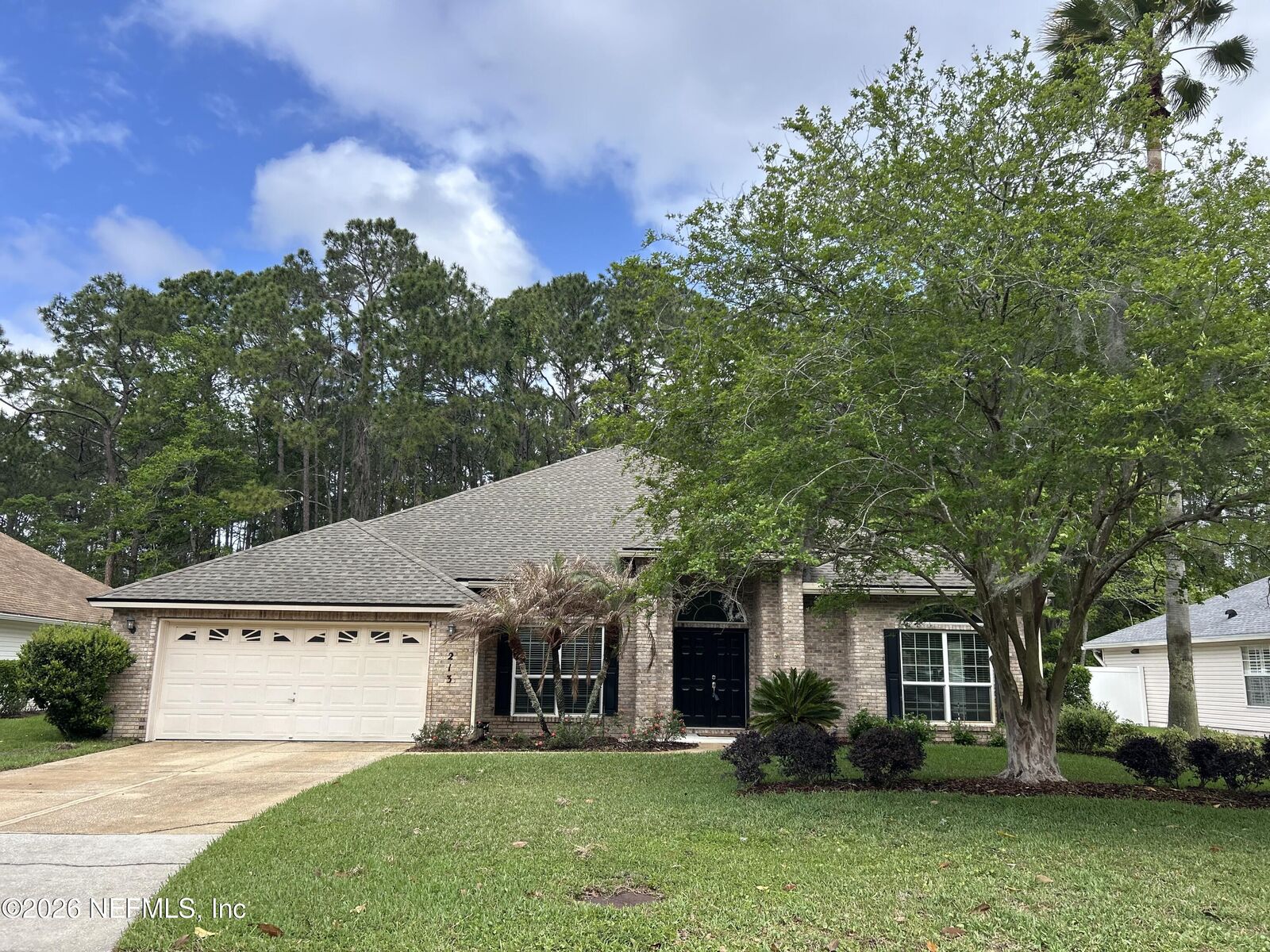 Property Photo:  213 Springwood Lane  FL 32259 