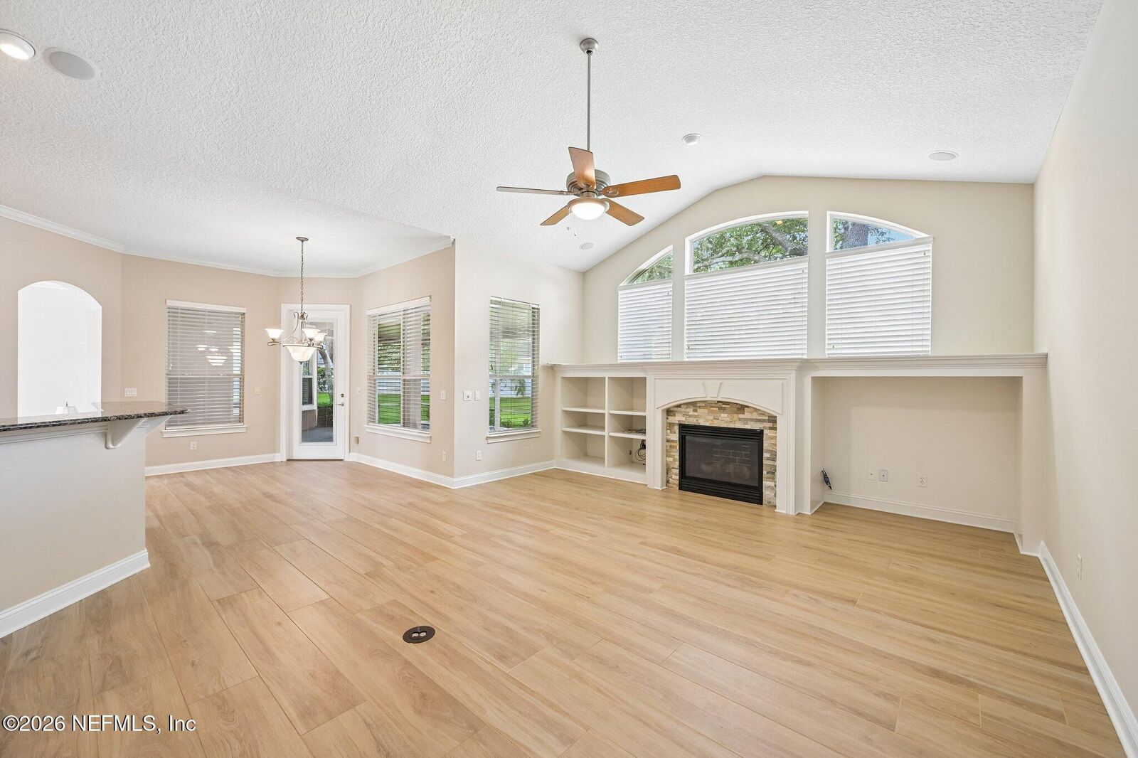 Property Photo: 725 Piney Place FL 32259