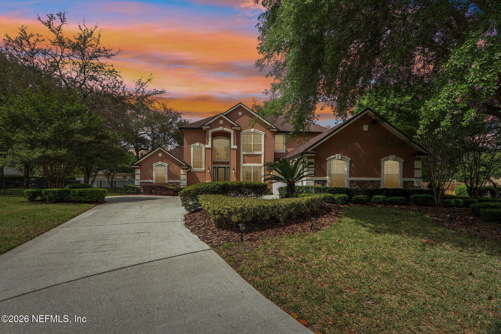 Property Photo:  725 Piney Place  FL 32259 