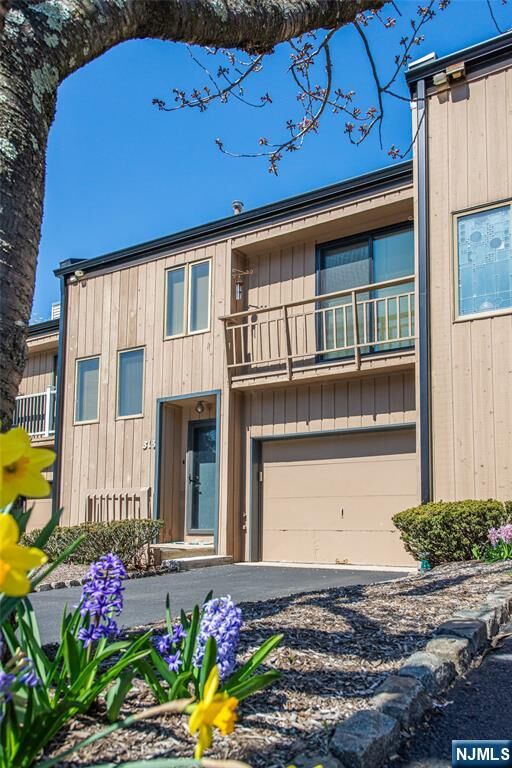 Property Photo:  313 Stephanie Drive  NJ 07006 